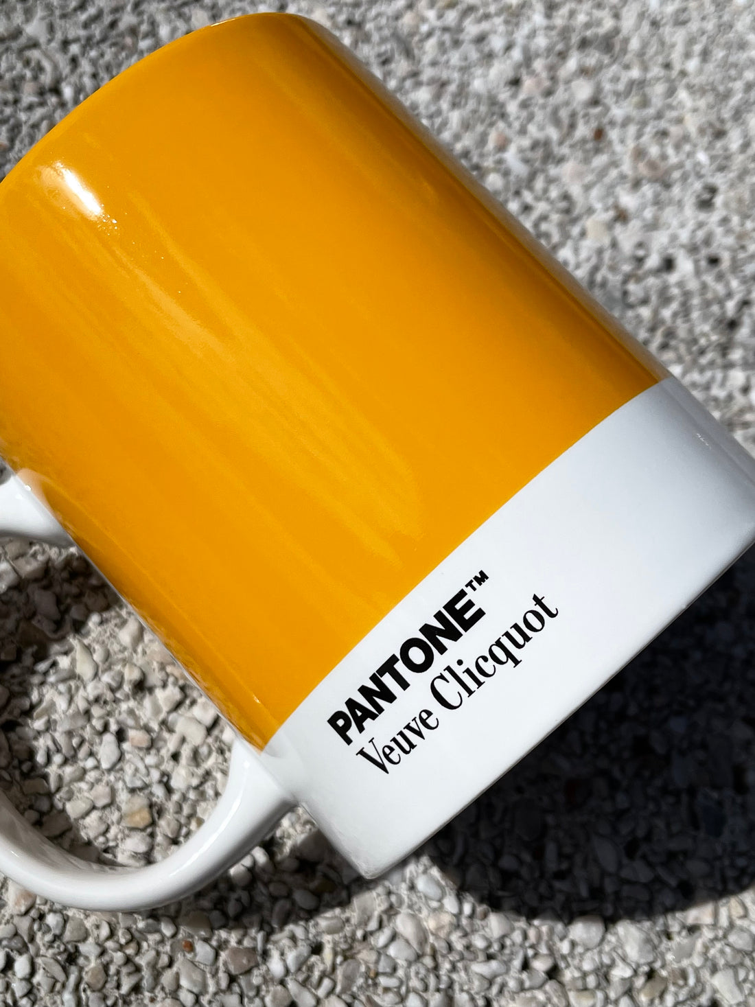 Bůh stvořil svět za sedm dní. A na osmý den požádal Pantone, aby ho obarvil.