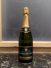 Načíst obrázek do prohlížeče Galerie, CHAMPAGNE CANARD-DUCHÊNE BRUT 75 cL
