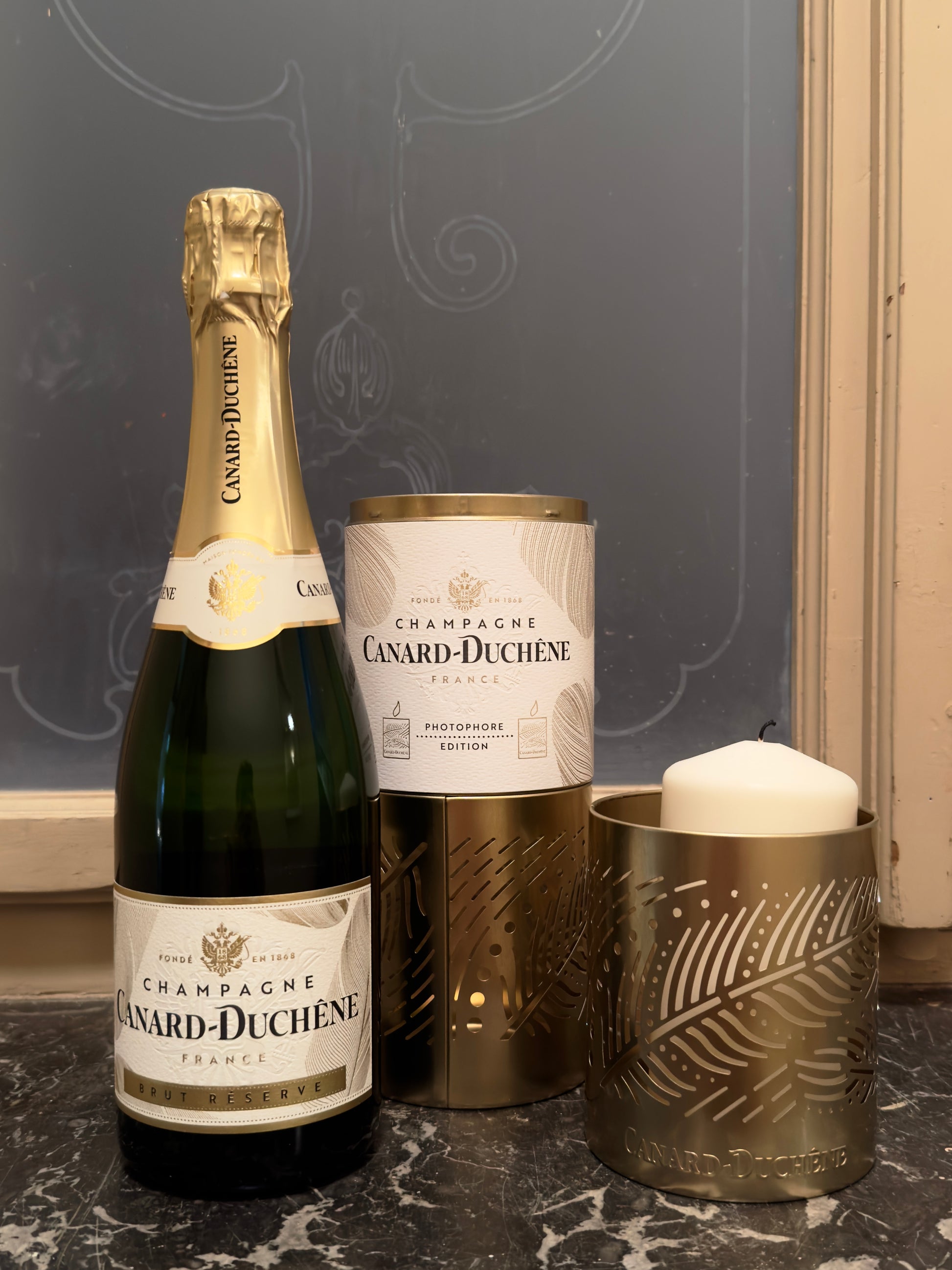 CHAMPAGNE CANARD-DUCHÊNE BRUT RÉSERVE PHOTOPHORE EDITION 75 cL COFFRET