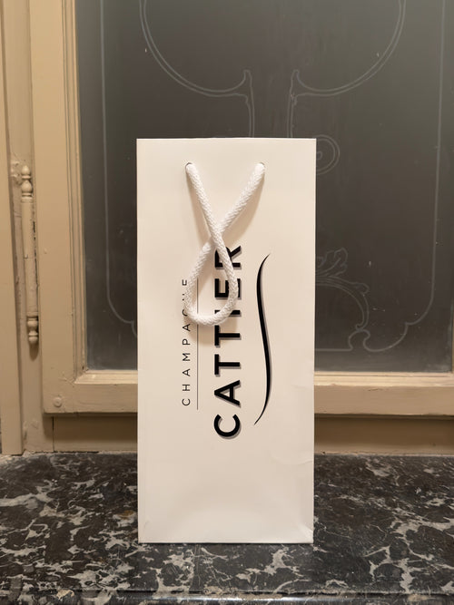Cattier Saphir Premier Cru Brut 75 cL gift box, gift bag
