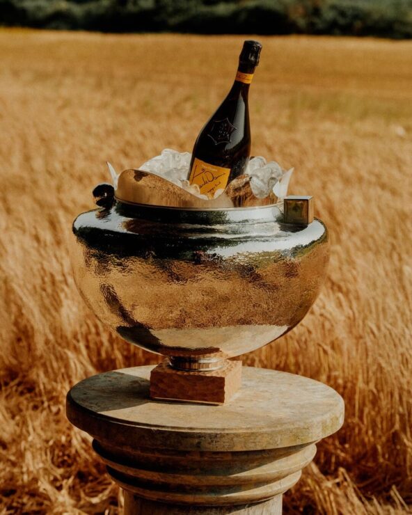 VEUVE CLICQUOT x JACQUEMUS LA GRANDE DAME 2018 75 cL