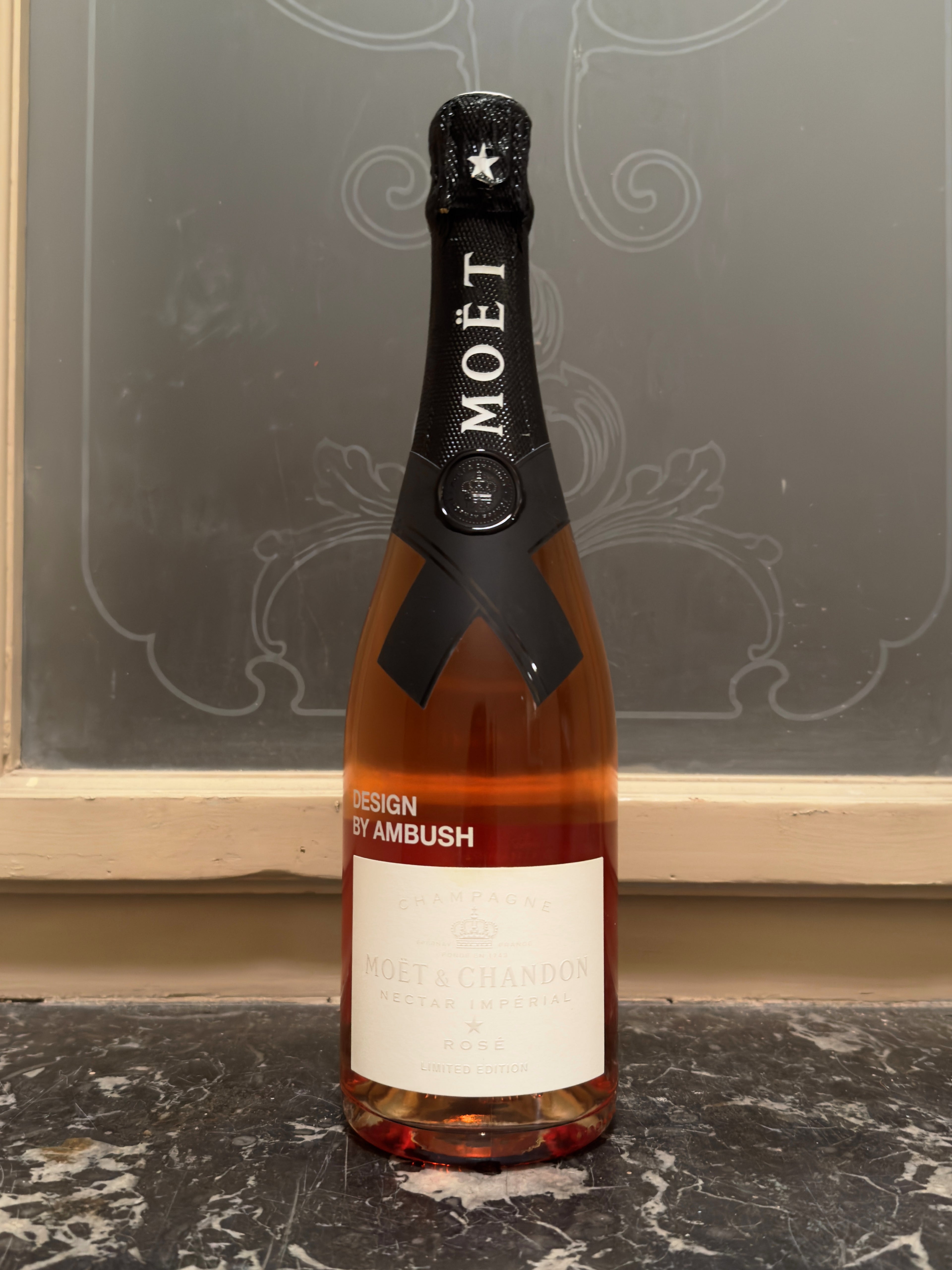 MOËT & CHANDON NECTAR IMPÉRIAL ROSÉ DEMI-SEC LIMITED EDITION DESIGN BY AMBUSH 75 cL GIFT BAG