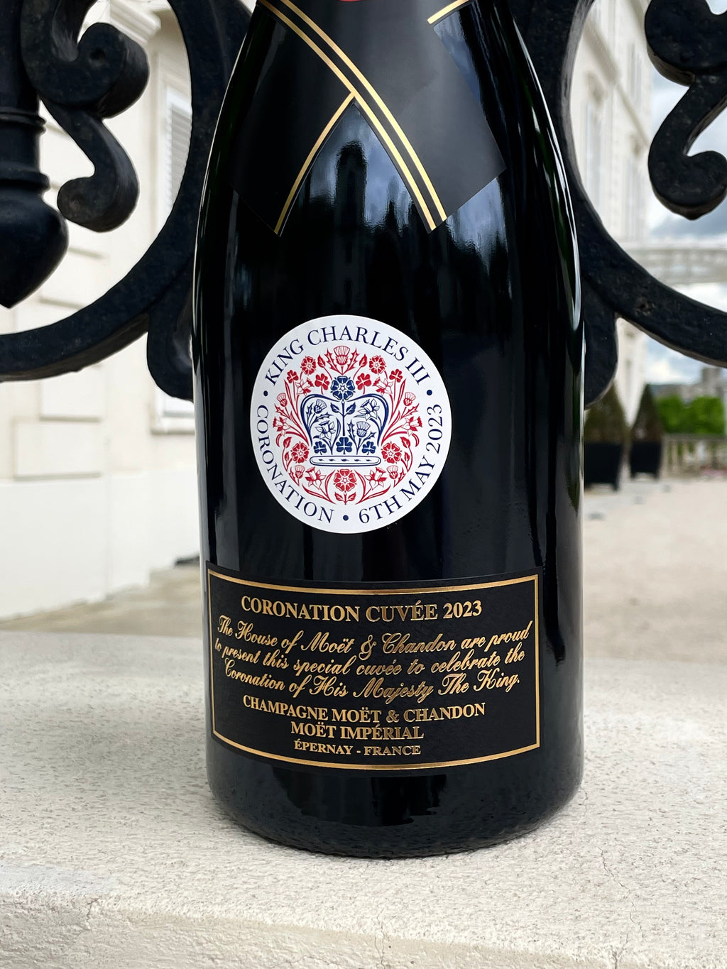 MOËT & CHANDON MOËT IMPÉRIAL BRUT KING CHARLES III CORONATION 150 cL GIFT BAG
