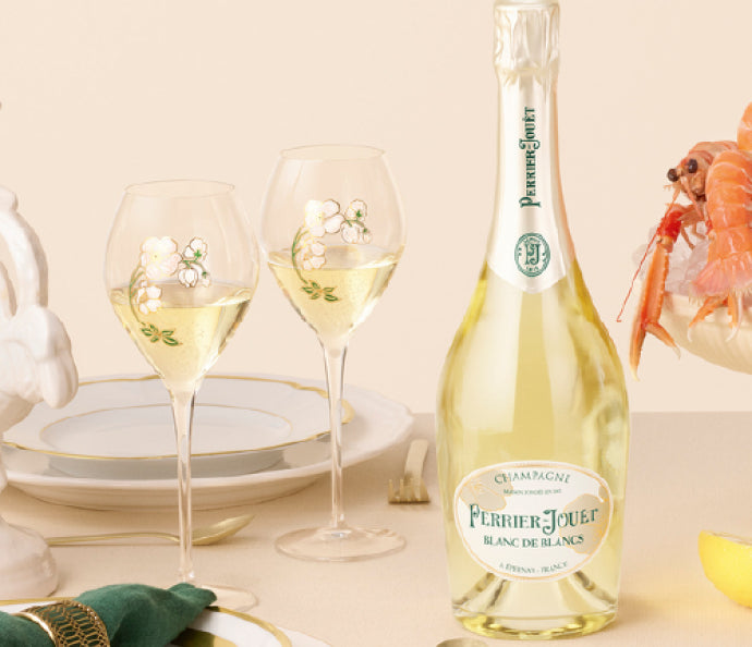 PERRIER-JOUËT BLANC DE BLANCS COFFRET 75 cL SET S DVĚMI FLUTE SKLENIČKAMI, GIFT BAG — k dispozici 6.12.