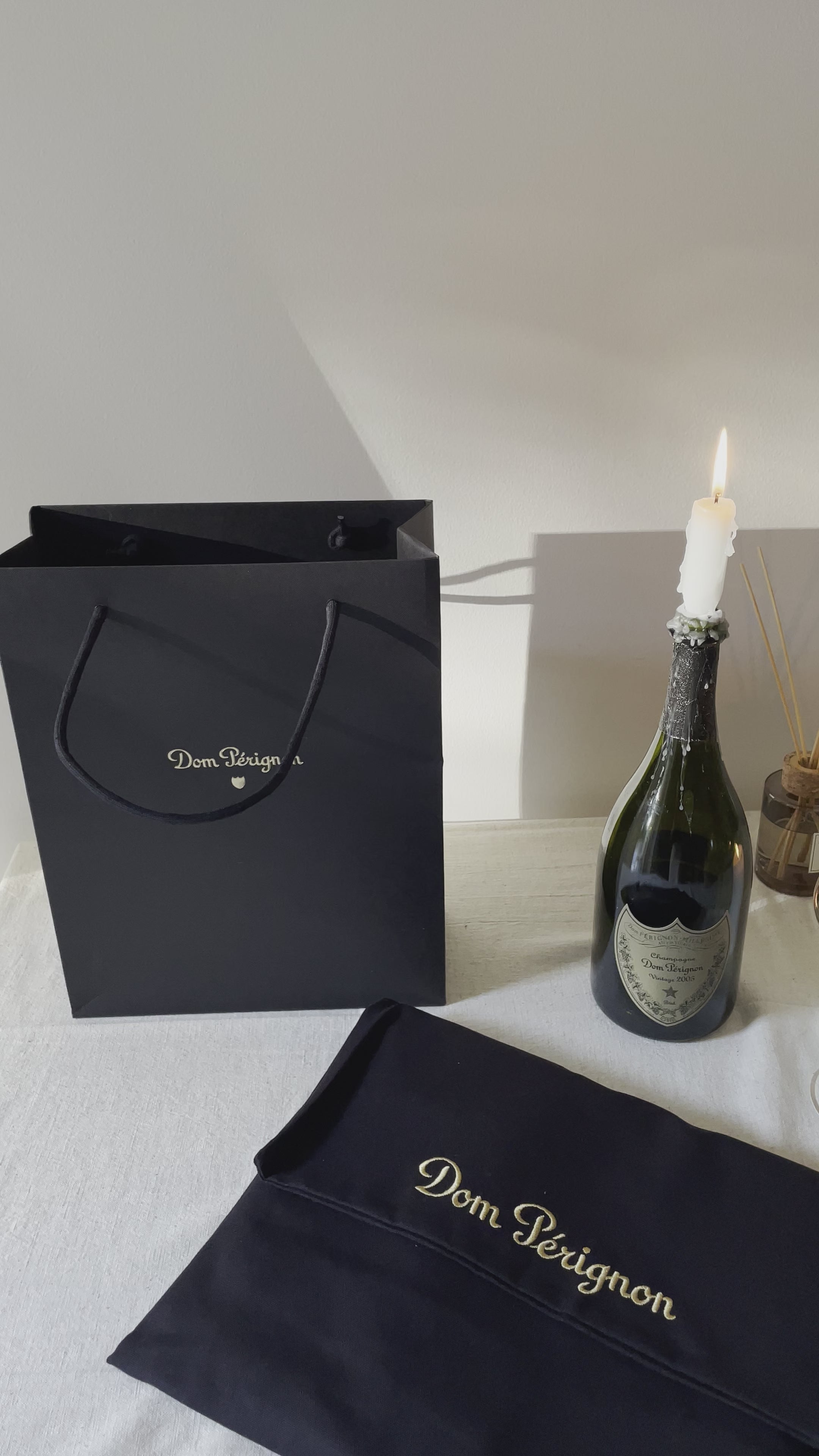 DOM PÉRIGNON TABLIER –⁠ ZÁSTĚRA