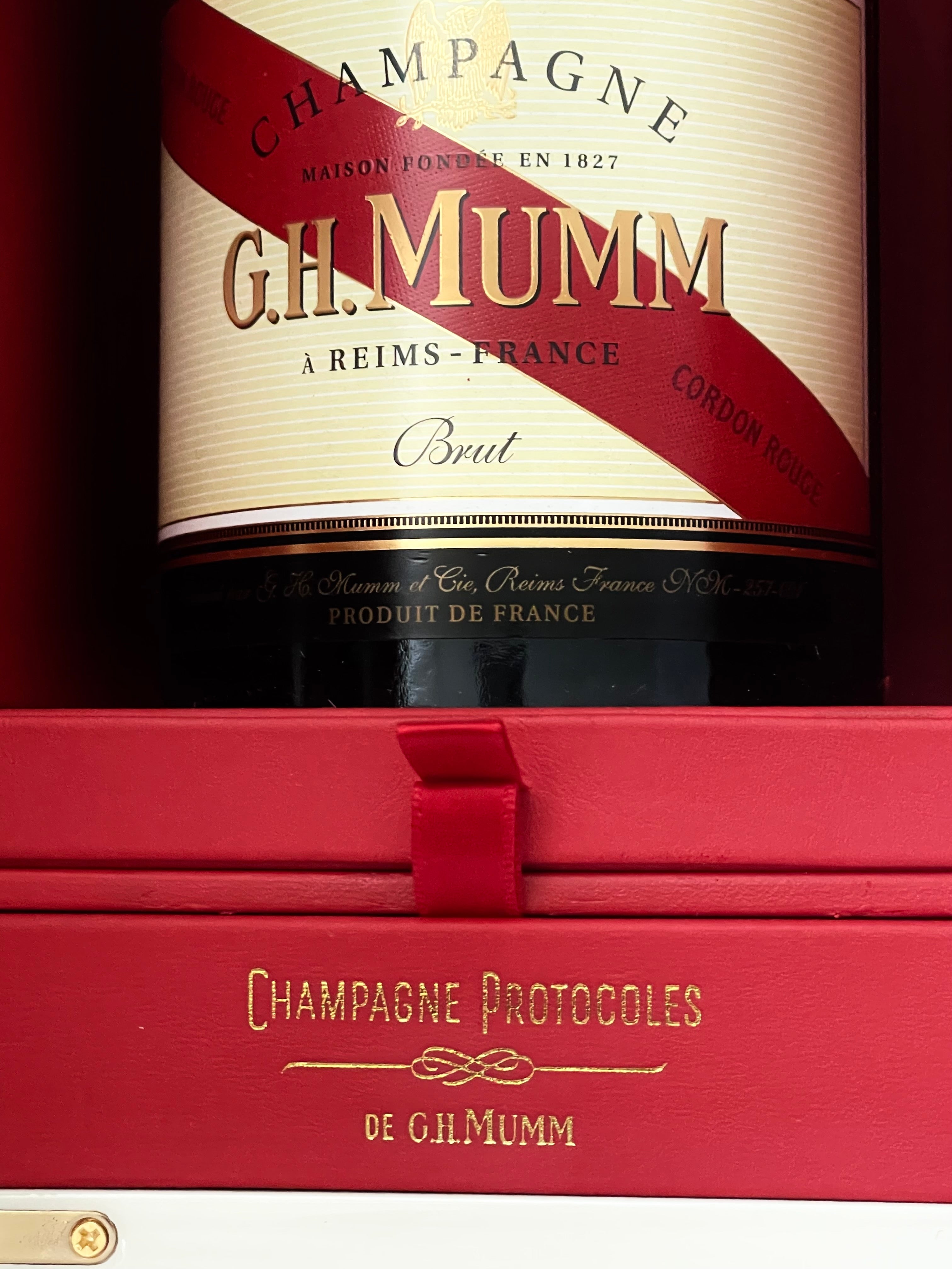G.H.Mumm Cordon Rouge Brut Champagne Protocoles coffret 75 cL sada s hracími kartami 🃏